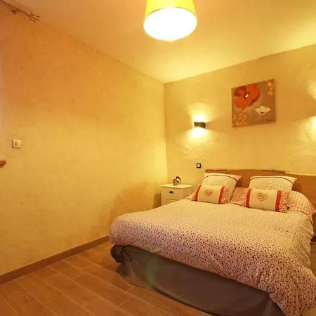 Holiday home Maison Ecologique Du Xve Siecle Avec Jardin Clos Et Garage, Ideale Pour Escapade Paisible - Fr-1-497-7 *